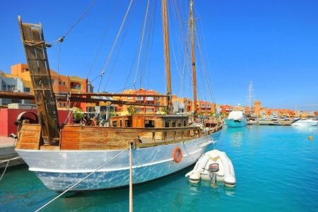 Hurghada: Guided City Tour and a Tasty Lunch W/ Shisha Pipe