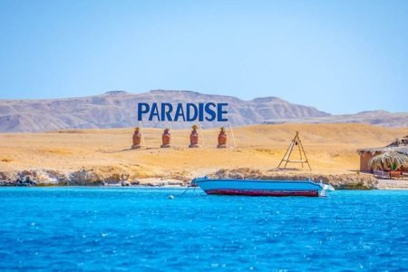 From Hurghada: Paradise Island Snorkeling Cruise with Lunch